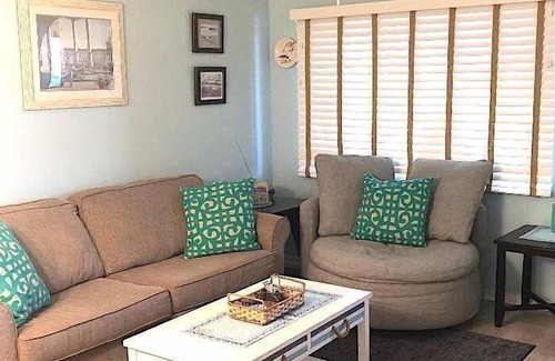 Admiral Estates Condo | Fall Weather Less Crowds in Cape May...1/2 Block to Beach!!