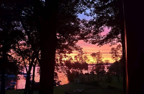 Ripon Cabin | Fall Weeks Available! 7 Bed/4 Bath Home with Sunset Views!