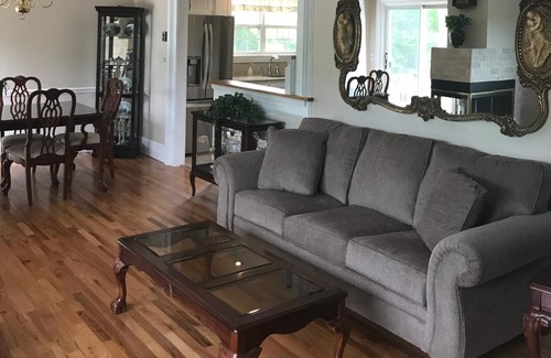 Aquebogue Other | FALL/WINTER 30 DAY STAY HALF PRICE. Contact owner for discount. Wine Country.