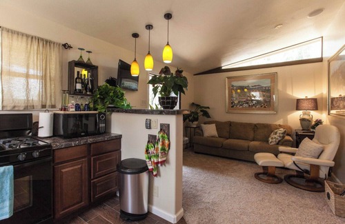 Fallbrook House | Fallbrook Comfy Cottage