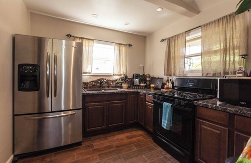 Fallbrook House | Fallbrook Comfy Cottage