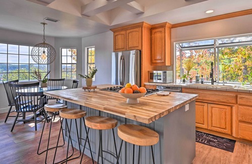 Fallbrook Villa | Fallbrook Getaway w/ Game Rooms & Amazing View!