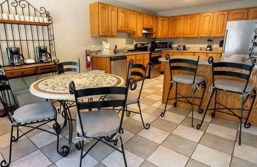 Logan Cabin | Fallswood Lodge - Hosted by The Chalets