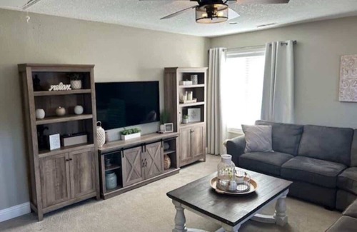 Vancouver House | Fam-Friendly 4BR | Patio, Fire Pit + Play Area