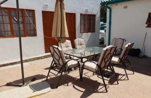 Mowbray House | Fama Lodge Single Rooms