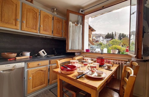 Saint-Marcel Ski Chalet | Family chalet in St Marcel with terrace, 6 pers, 3 bedrooms