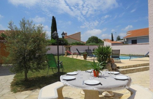Saint-Hippolyte House | Family villa private pool near beach 6PC7
