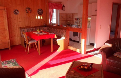 Eichenbach Apartment | Familienfreundliche Ferienwohnung direkt in der Natur