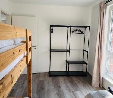 Bad Schwartau Apartment | Familientraum 10min zur Ostsee und nach Lübeck Zentrum mit Parkplatz & Balkon