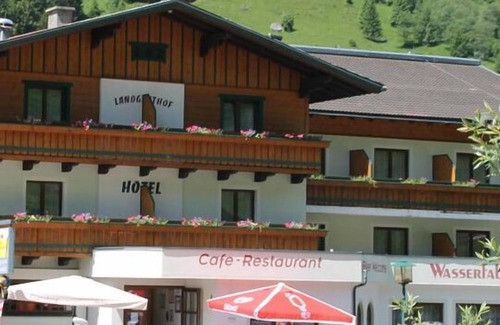 Fusch an der Grossglocknerstrasse House | Familienzimmer A+ - Wasserfall, Hotel