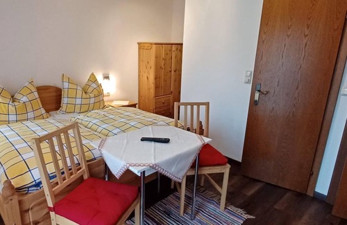 Rauris Other | Familienzimmer, Dusche, WC, Balkon - Bruderhof