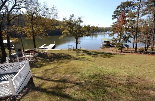 Cook Springs House | Families Love This Logan Martin Memory Maker