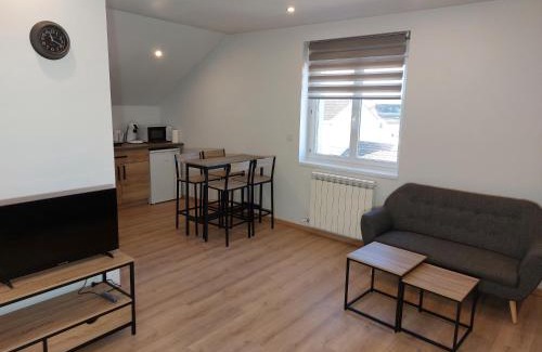 Chalon-sur-Saone Apartment | Famille House 201