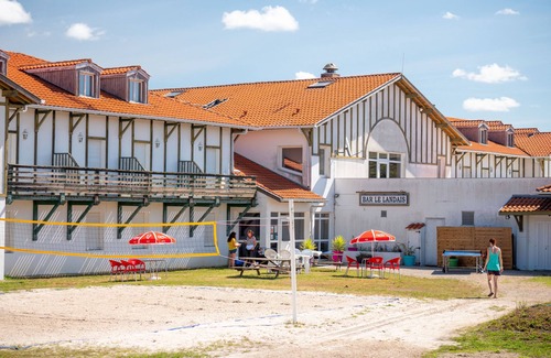 Cassen House | Family Adventure Awaits: Playgrounds, Mini-Golf, and More in Cassen I 2 Units