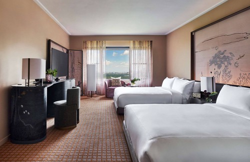 Central Park South Hotel | Family and Friends Getaway! Four Pet-friendly Units Near Museum of Modern Art!