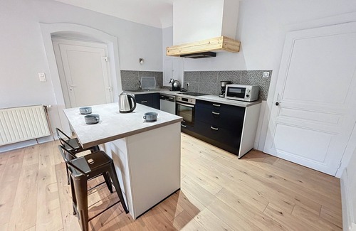 Clairvaux-les-Lacs Apartment | Family apartment in town center, 5 minutes walk from the beach and shops