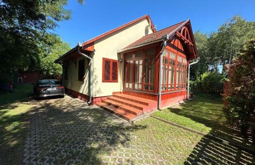 Balatonfenyves Apartment | Family Apartman