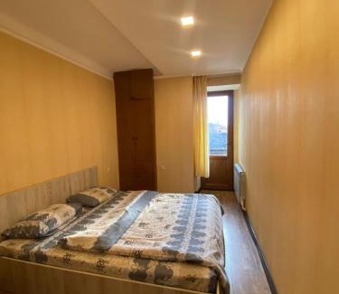 Kentron Hotel | Family Apartment