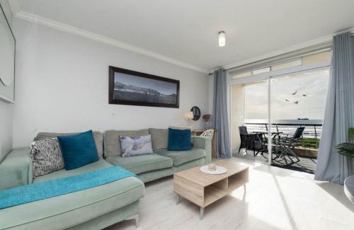 Lagoon Beach Apartment | Family Apartment with Uninterrupted Ocean Views