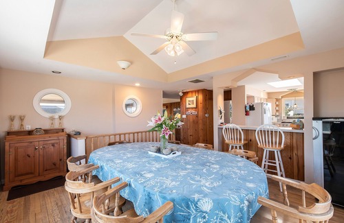 Stone Harbor House | Family Beach Get-a-Way Just 4 Houses from the Ocean!