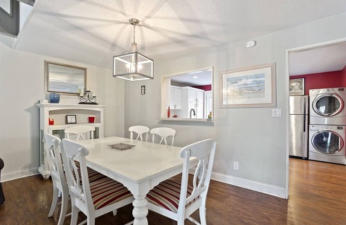 Palmetto Dunes Condo | Family Beach Getaway - Pet Friendly & Steps to the Pool