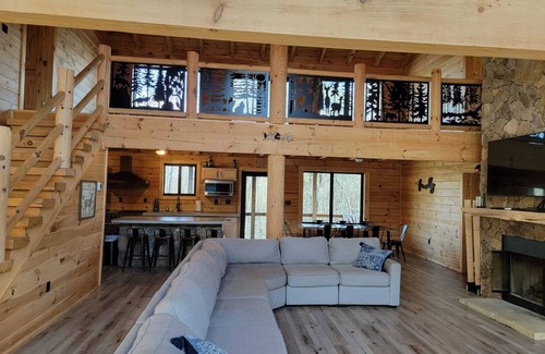 Wilder Cabin | Family Cabin on Clear Creek
