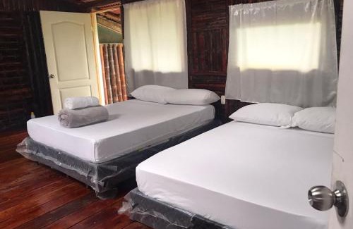 Pereira Cabin | Family Cabin With River View