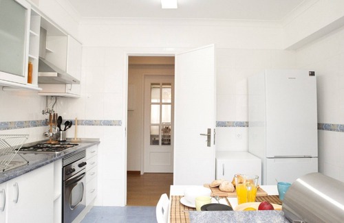 Cascais Apartment | Family Central Apartment in Sao Pedro do Estoril
