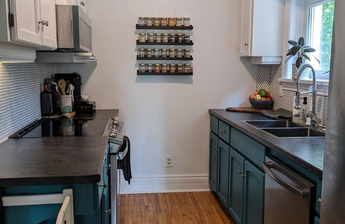 Guelph House | Family Century Home Near Downtown Guelph