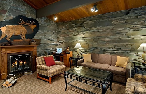 Port Angeles Hotel | Family Coastal Vacay in Red Lion Hotel Port Angeles Harbor! Fitness, Pool, Beach