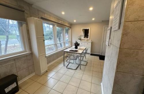 Streetsville Villa | Family comfort home