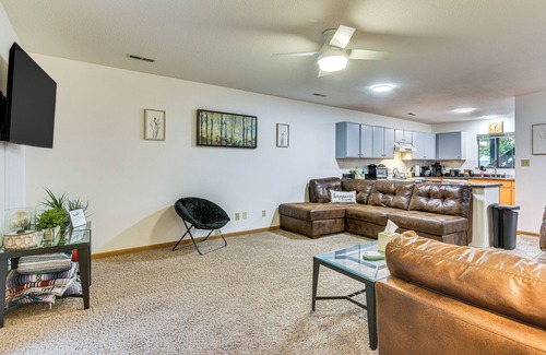 Monroe City Condo | Family Condo By Mark Twain Lake & Jellystone Park