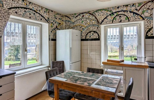 Hericourt Cottage | Family cottage in Héricourt with garden and parking near Belfort, 3 bedrooms