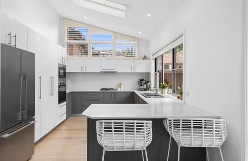 Cronulla House | Family Entertainer Renovated Pool House