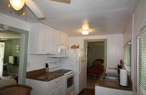 St. Lucie Village Cottage | Family fishing cottage on the Indian River Lagoon w/250 ft dock and Ocean 2 mil