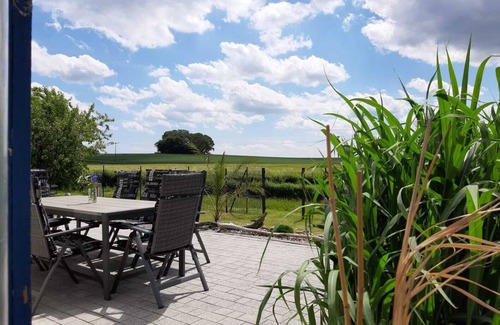Gnies House | family-friendly non-smoking house with large garden and beautiful view