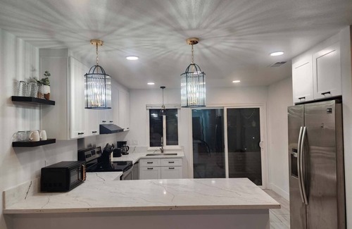 Hacienda Heights House | Family-friendly 4 bedrooms, mountain view townhouse located in Hacienda Heights
