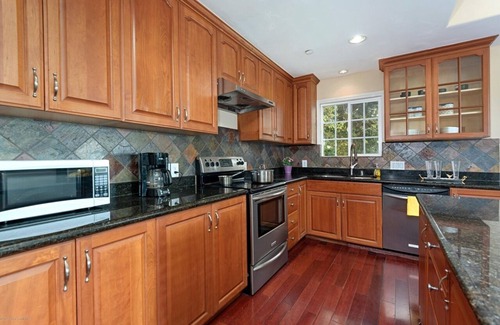 La Habra Heights Villa | family-friendly private business