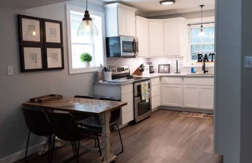 Southeast Raleigh Condo | Family Friendly 2 bedroom close to downtown Raleigh
