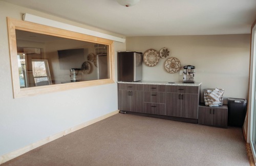 Mina House | Family friendly 3-bedroom Mina Lake home