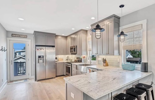 Manasquan House | Family-Friendly 3BR House 3 Blocks to Beach