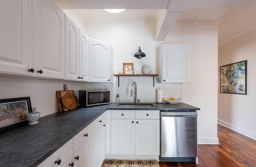 Algiers Point House | Family Friendly 3BR in Historic Neighborhood Near French Quarter, Parking