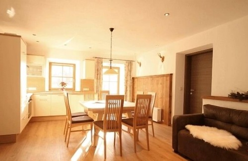 Leogang Apartment | Family-friendly apartment in a farm for 2-8 people
