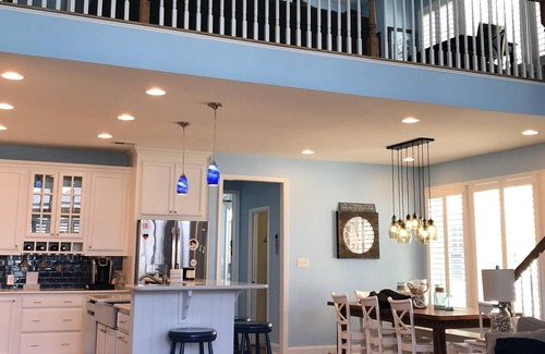Bayside Villa | Family friendly Bayside Villa that sleeps 17 on pond