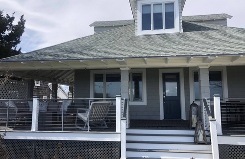 Clinton House | Family friendly beachfront escape