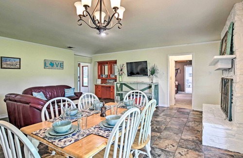 Boerne House | Family-Friendly 'Boerne Beach House' w/ Patio