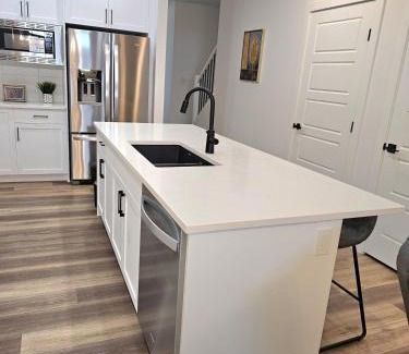 Calgary House | Family Friendly