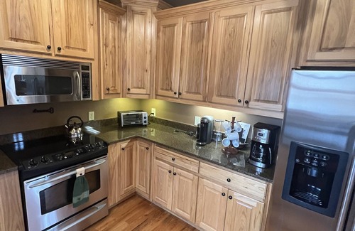 Cullowhee House | Family-Friendly Cashiers, NC Home on Golf Course with Club Perks & Fast WiFi