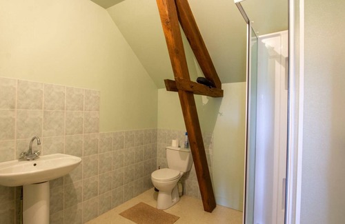 Bouillac Cottage | Family-Friendly Cottage Near Belvès with Garden, Terrace, and Baby Equipment