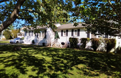 West Cape May House | Family-Friendly. Easy Bike ride or Stroll to beach. Great Monthly Fall Rates!